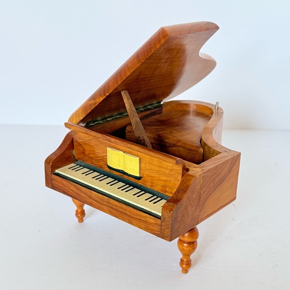 Vintage Reuge Swiss Grand Piano Music Box Plays “Lara’s Theme” Dr. Zhivago - Picture 1 of 11